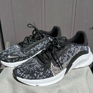 Nike Womens SuperRep Go 3 FlyKnit Size 8 Black White Grey